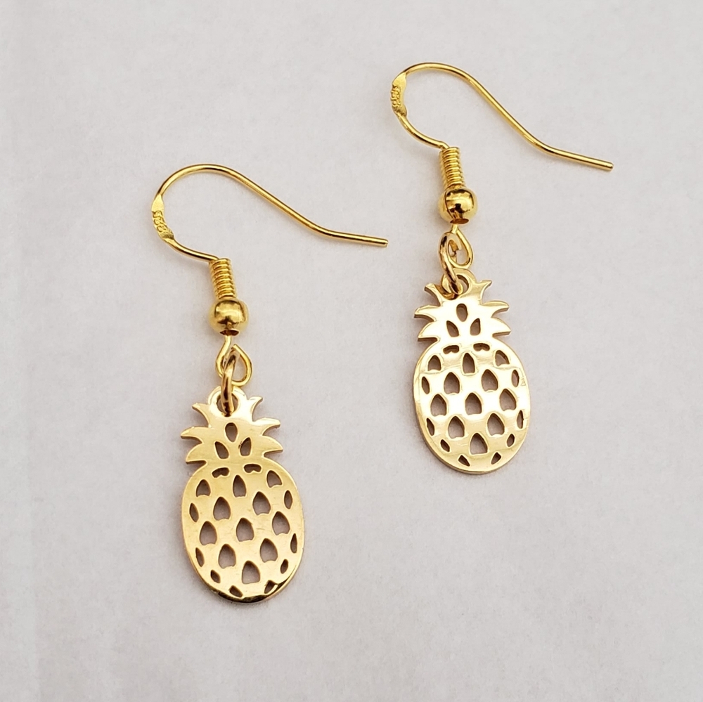 Pineapple Metal Earrings‎ Hypoallergenic NWT